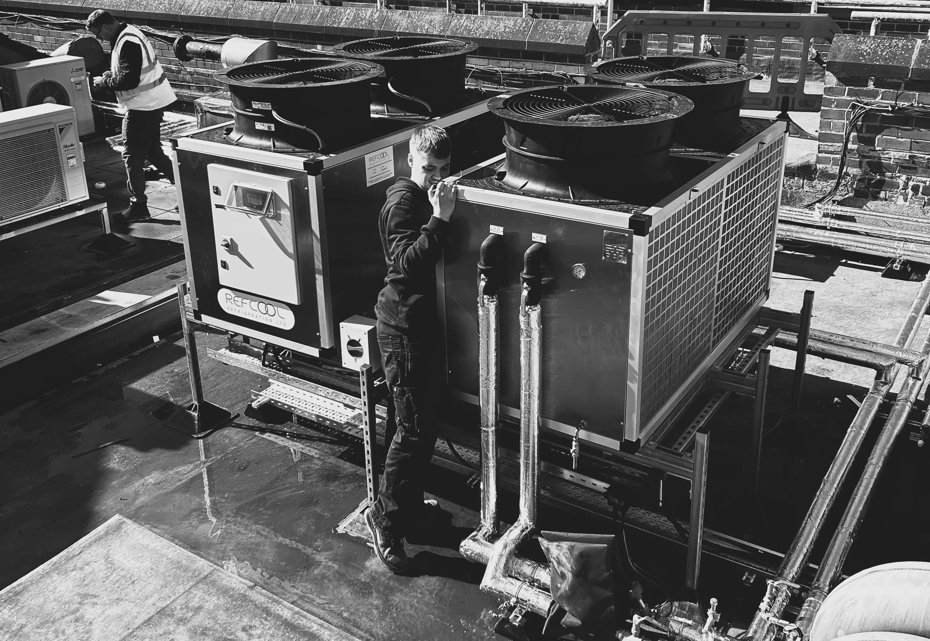 Refcool engineer performing preventative maintenance