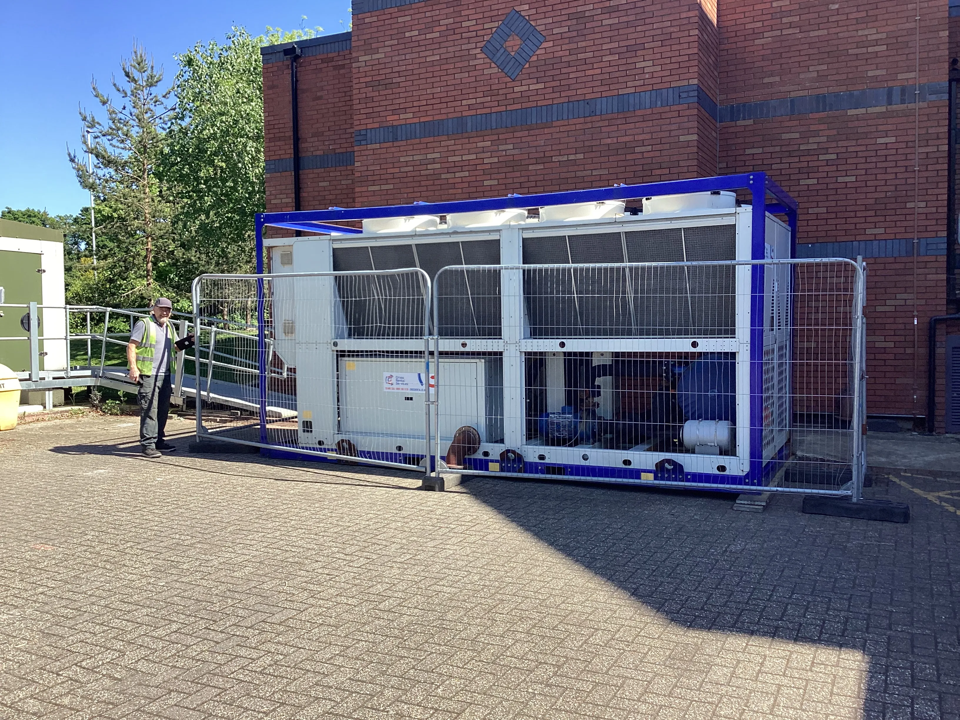 Industrial chiller installation