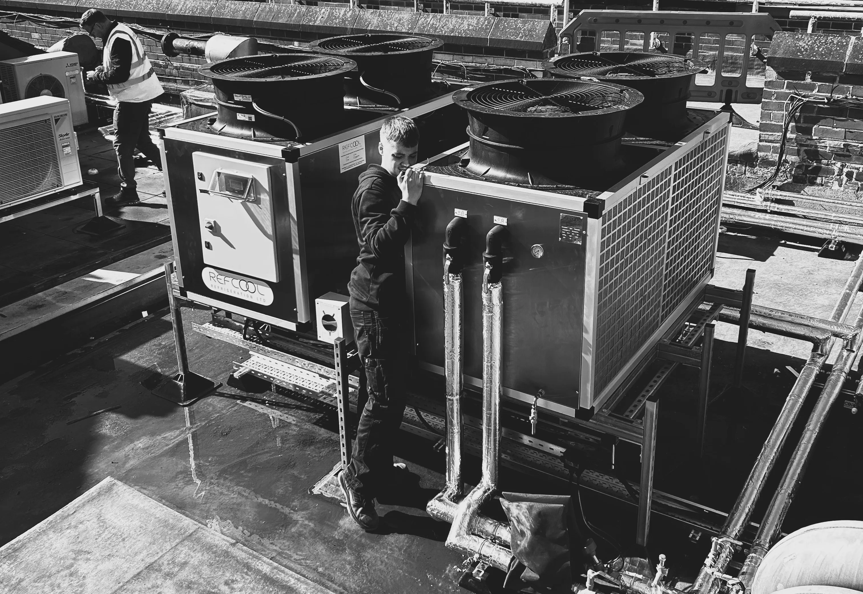 Refcool engineer performing preventative maintenance